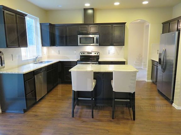 2nd image of 1204 Daffodil Ave NE