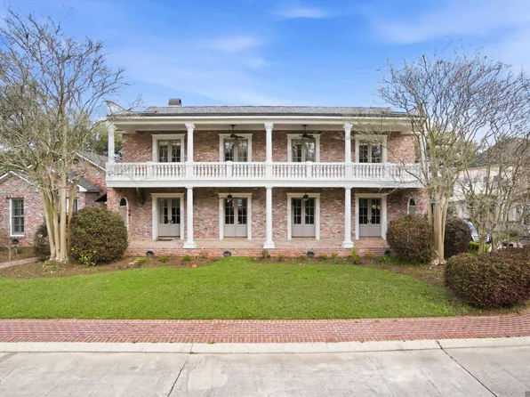 926 Crown Aly, Baton Rouge, LA 70806