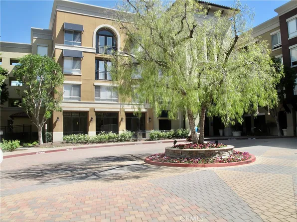 24595 Town Center Dr APT 3105, Santa Clarita, CA 91355