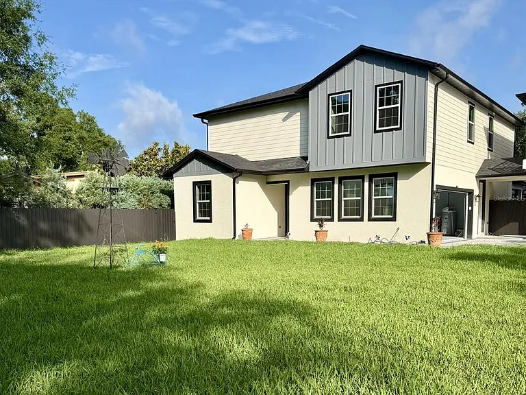 1450 Irma Rd — Photo 2