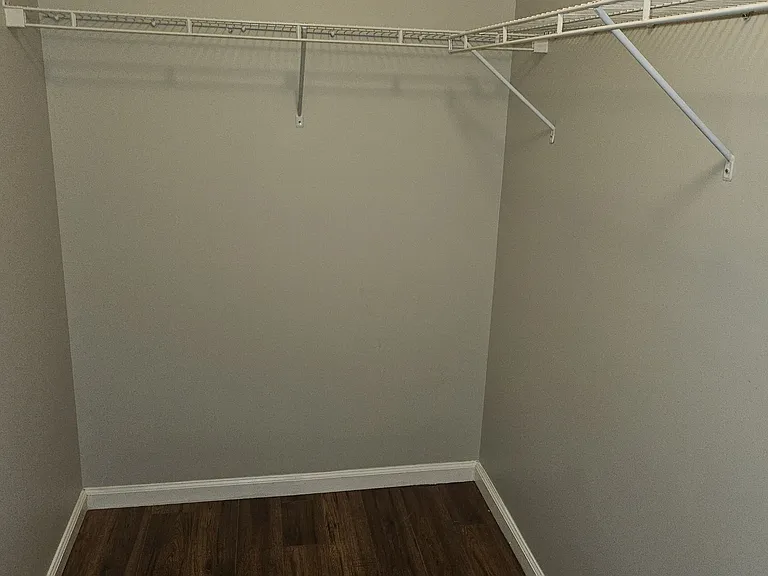 912 Seven Oaks Blvd — Photo 15
