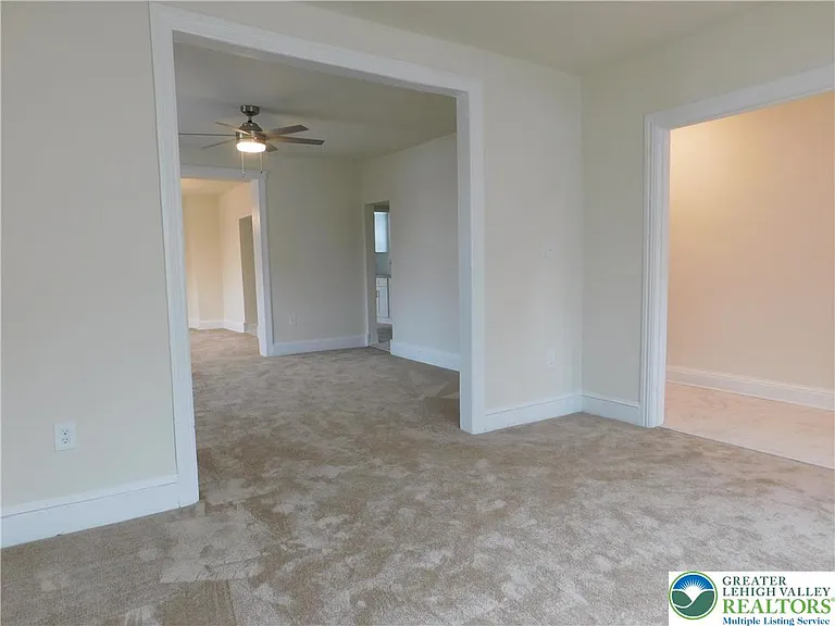 68 W Union Blvd — Photo 7