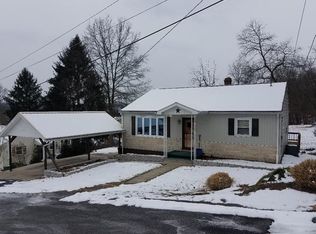 20 W 33rd St, Huntingdon, PA 16652