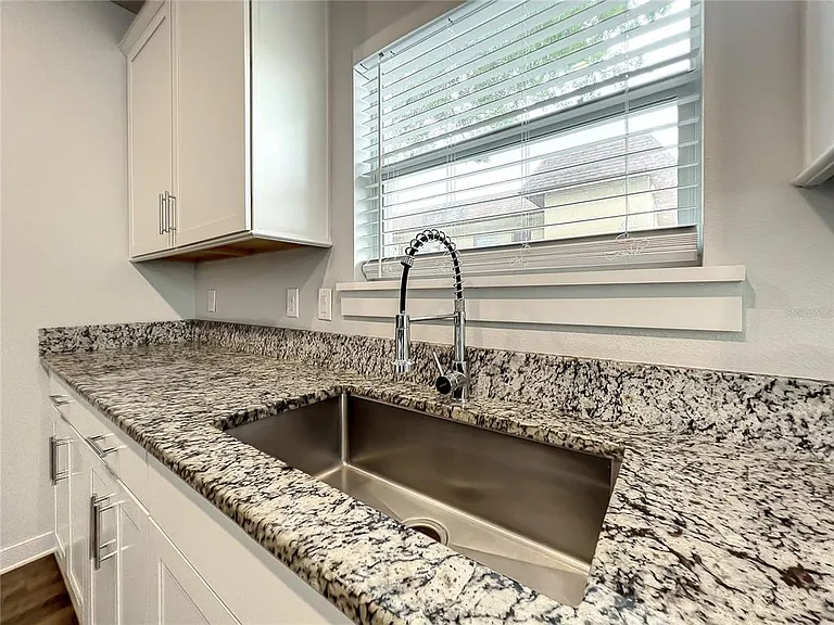 3715 W Wisconsin Ave #3 — Photo 7
