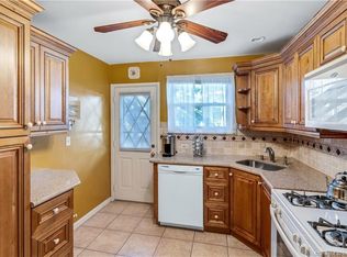 34 Courtland Ave #2, Stamford, CT 06902