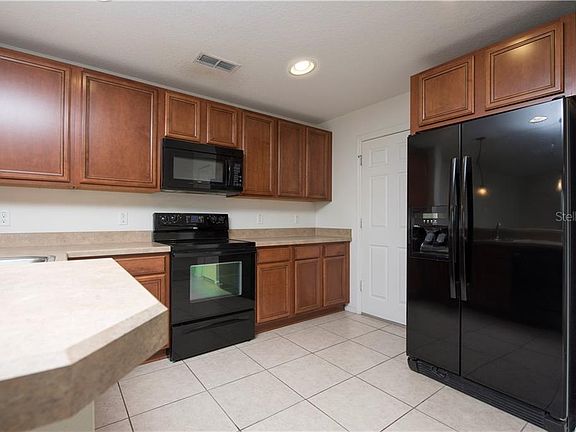5th image of 2560 Hassonite St