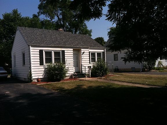2nd image of 1307 W Jefferson St
