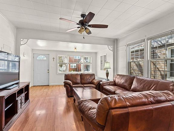 2nd image of 127-15 102 Avenue