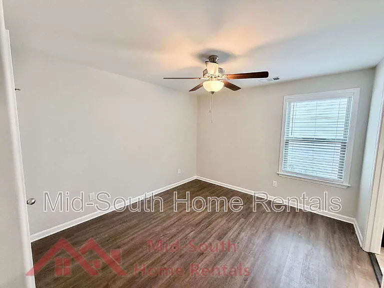 82 N Rembert St — Photo 16
