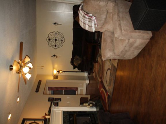 4th image of 103 N Pike St