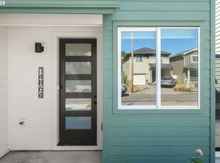 14864 NE Couch St #11, Portland, OR