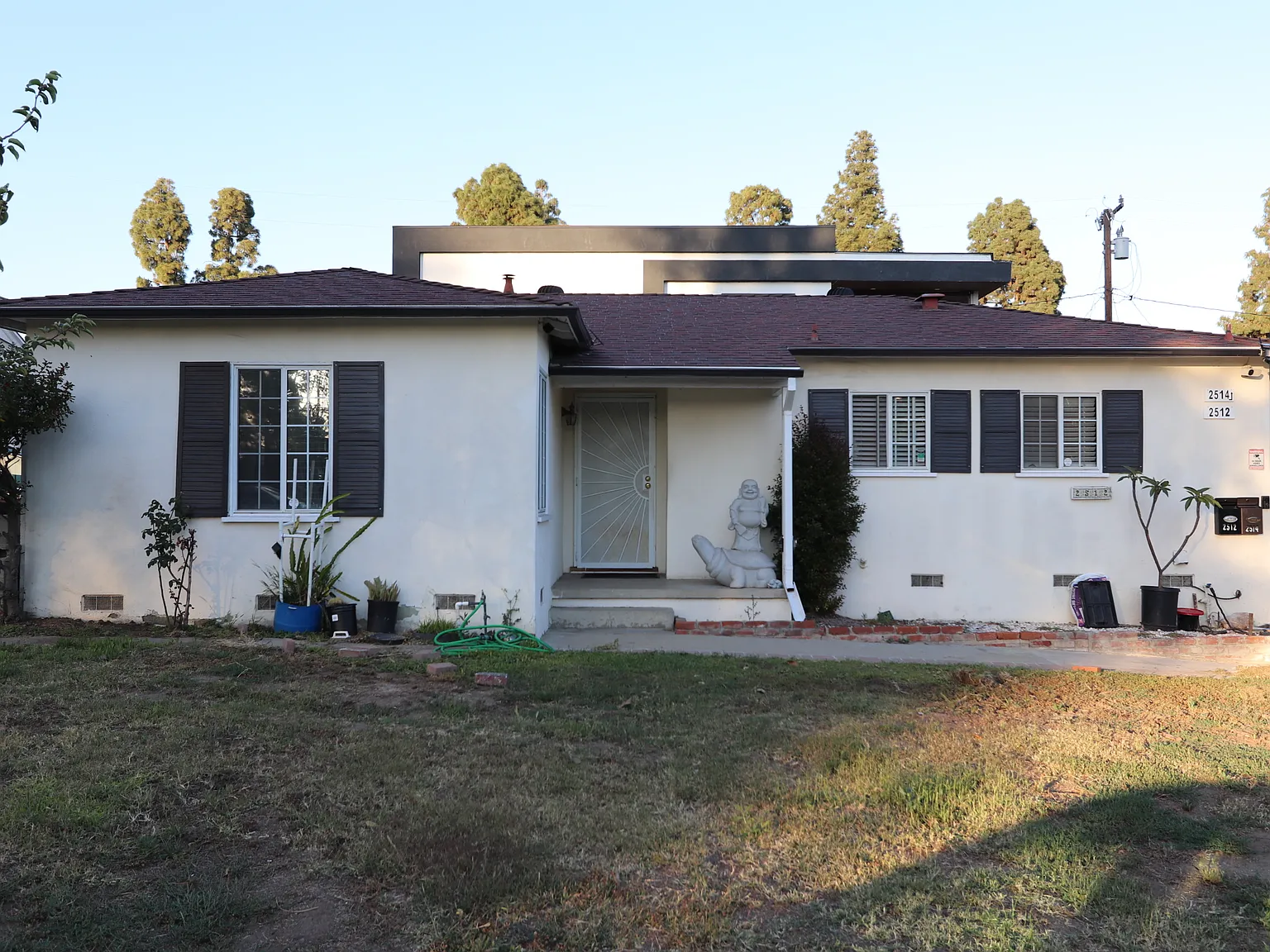 2 bed, 1200 sqft, $3,350 — Photo 1