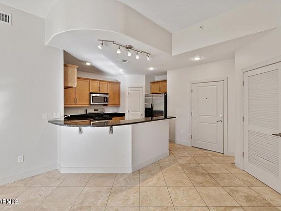 4th image of 945 E Playa Del Norte Drive #1015