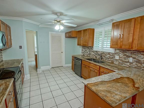 4th image of 440 Chesterfield Dr
