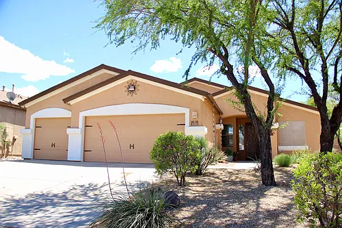 8389 W Calle Sancho Panza Photo 1