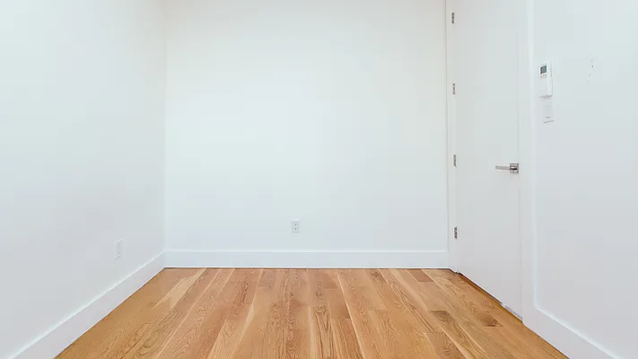 Rented by Nooklyn NYC LLC | media 8