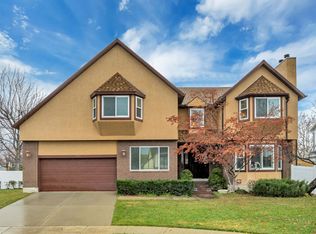 1972 E Everleigh Cir, Sandy, UT 84093