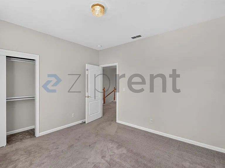 166 Barcelona Dr — Photo 26