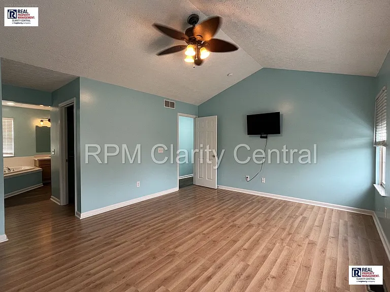 571 Peak Ct — Photo 6