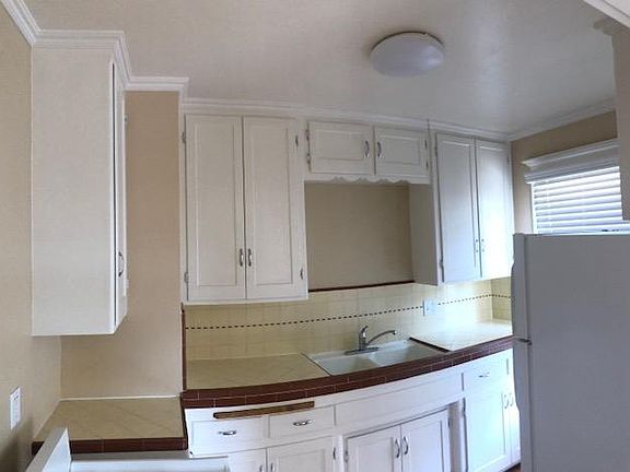 4th image of 1228 28th St