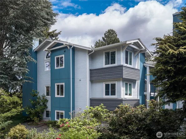907 N 163rd Street #A32, Shoreline, WA 98133