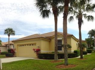 9349 Garden Pointe Ct, Fort Myers, FL 33908