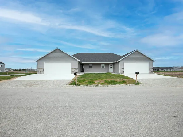 5625 Yosemite Ln, Appleton, WI 54913