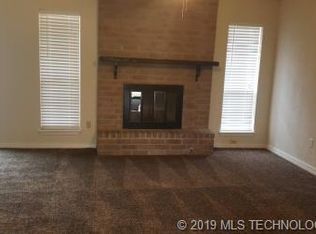 13623 S Glen Pl, Glenpool, OK 74033