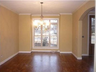 4th image of 105 Huntington Dr