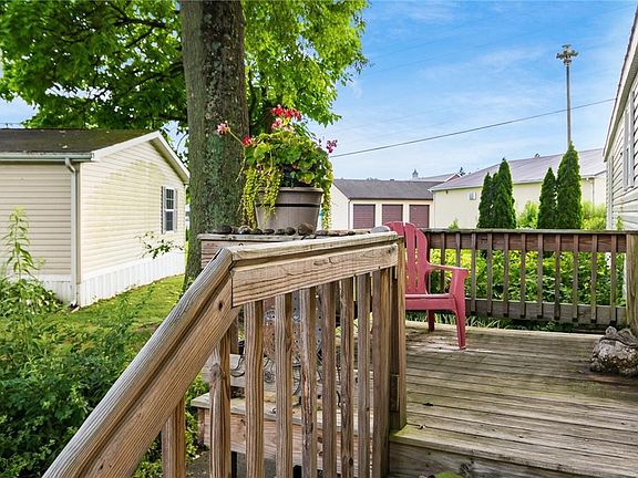 3rd image of 3250 Maysville Pike Lot 43