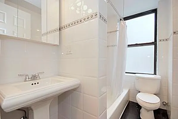 Sold by Citi Habitats | media 16