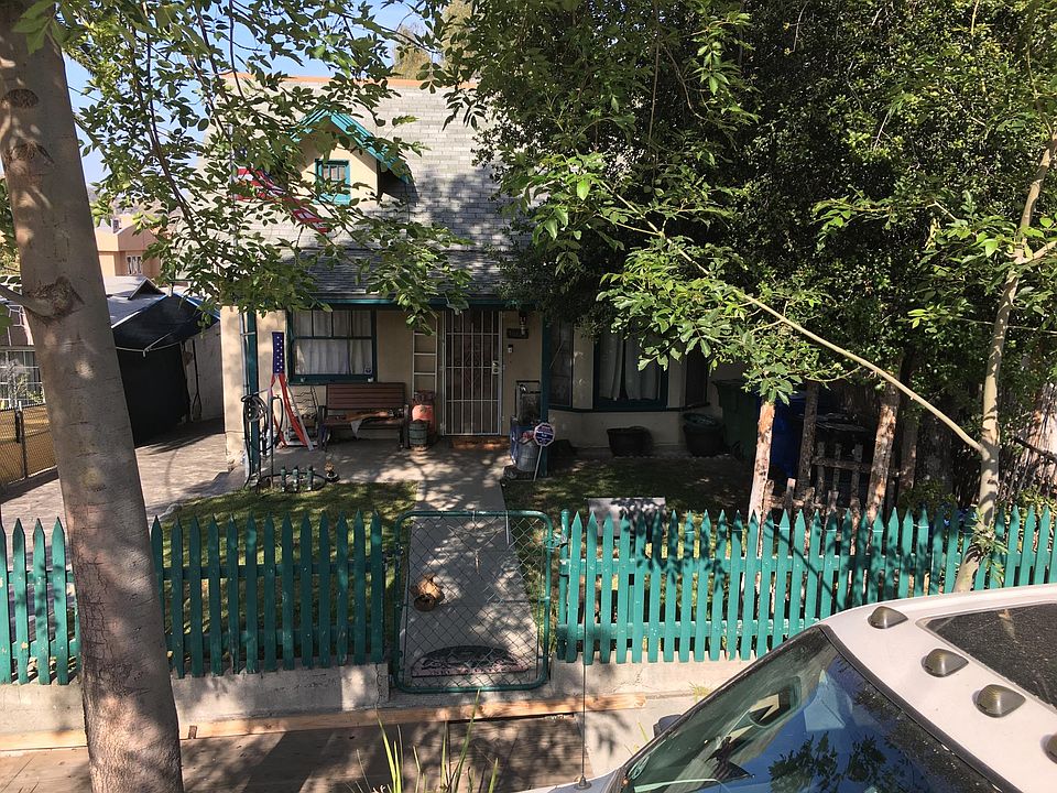 Front Yard View