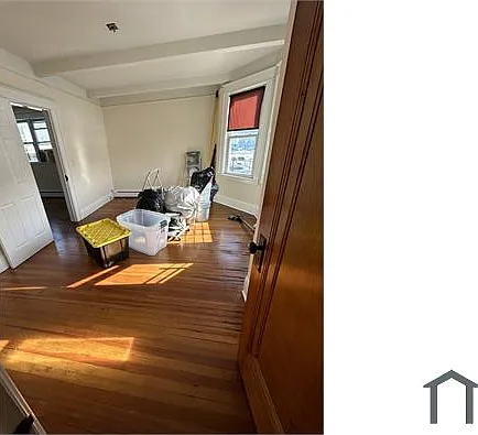 3 bed, $2,900 — Photo 3
