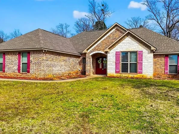 610 Stoneridge Dr, Queen City, TX 75572