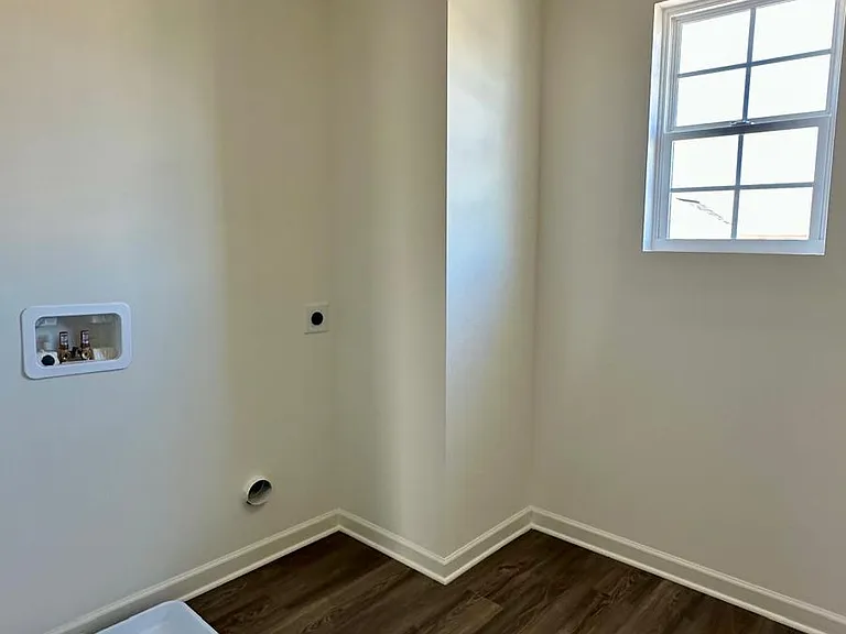 486 Grand Magnolia St — Photo 38