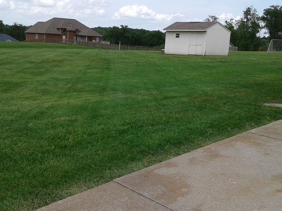 2nd image of 2212 Spann Ave