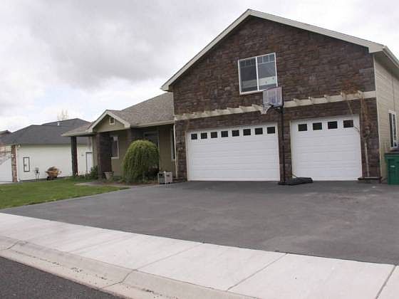 2nd image of 6322 Ventura Dr