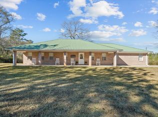 35 Kendrick Ln, Seminary, MS 39479