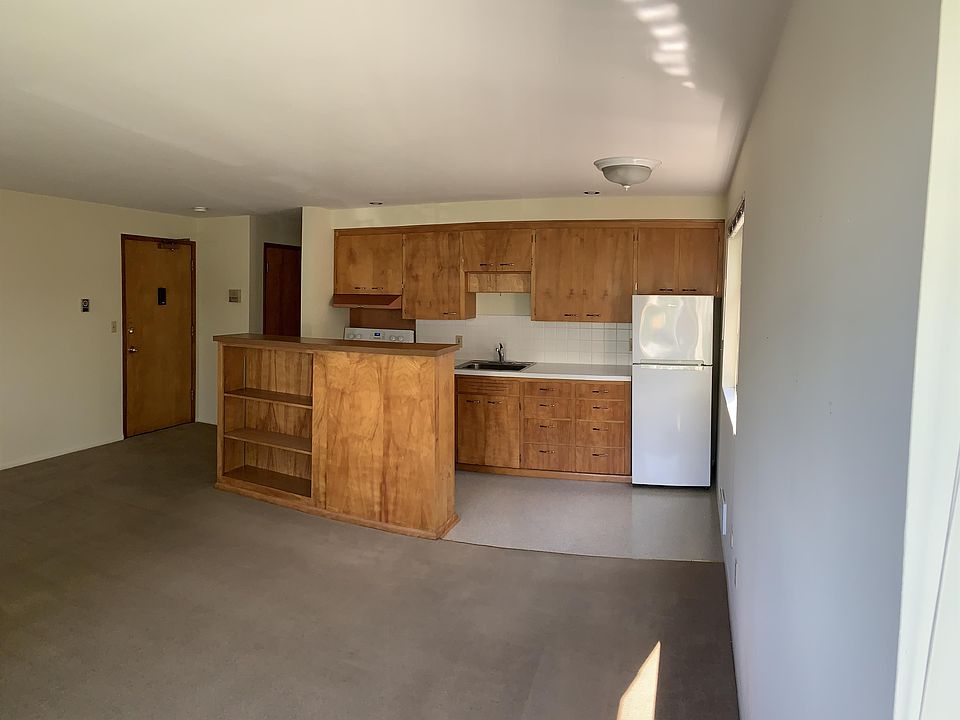 2nd image of 2210 Eastlake Ave E #2
