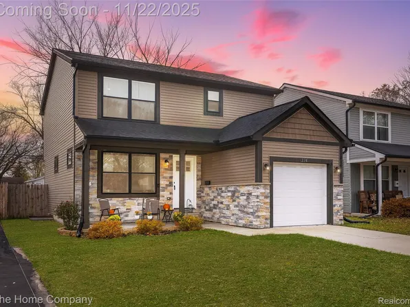 1226 E Bernhard Ave, Hazel Park, MI 48030