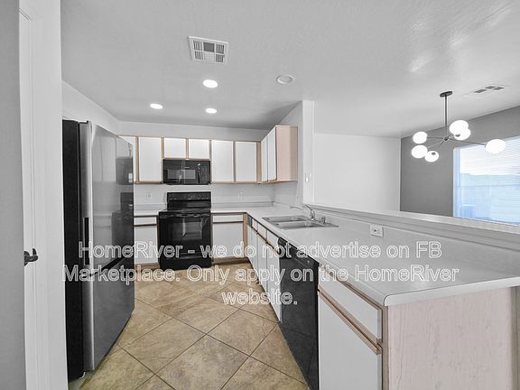 2nd image of 11202 W Devonshire Ave