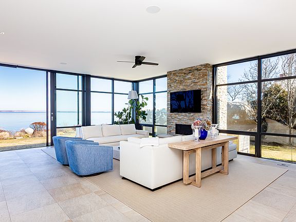 4th image of 247 Kings Point Rd