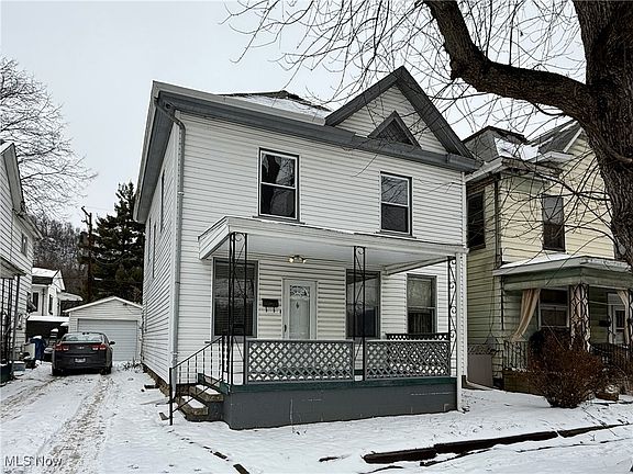 2nd image of 851 Ohio Ave