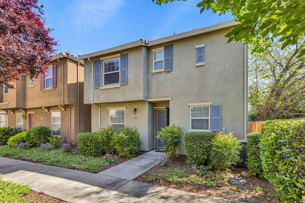 7885 Monaldo Walk photo 1