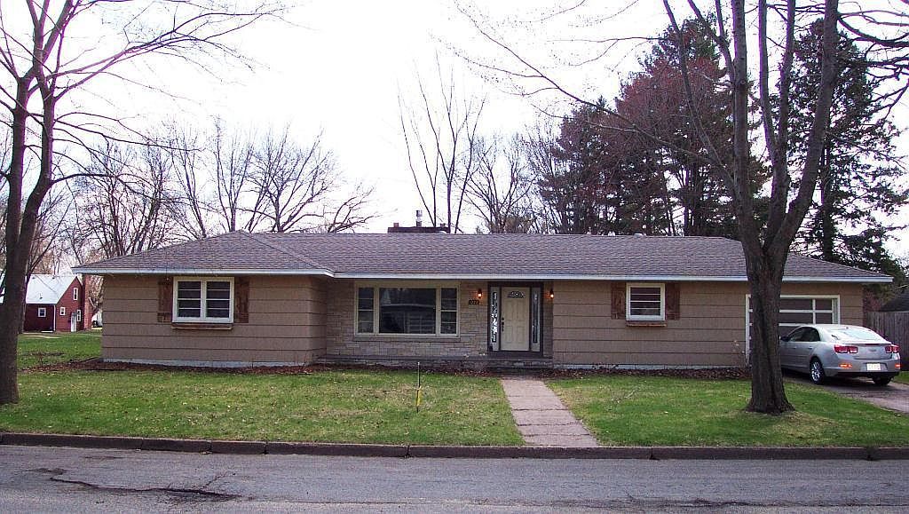 1220 1st Ave E, Menomonie, WI 54751 Zillow
