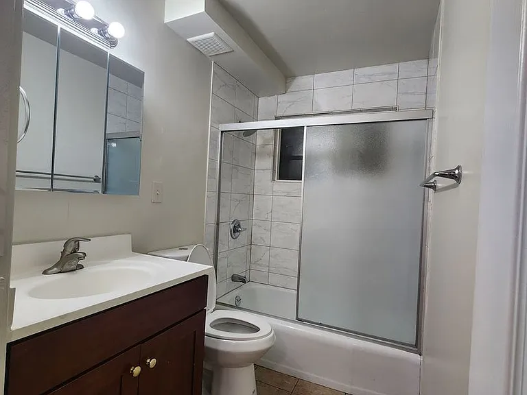 2620 E Cherry St — Photo 13
