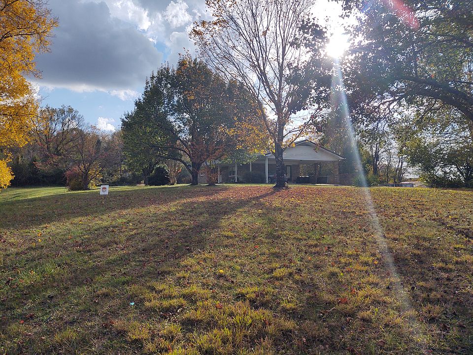 1st image of 240 Bethany Rd #240