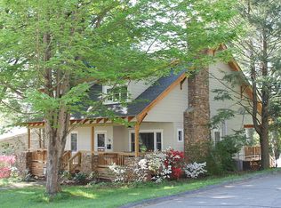 28 Sandon Dr, Asheville, NC 28804