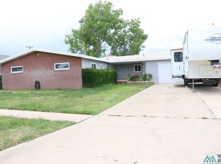 2916 Palo Alto St, Carlsbad, NM 88220