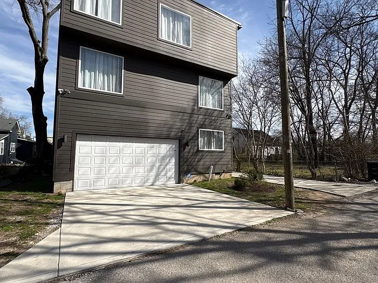 616 Stockell St #B — Photo 43